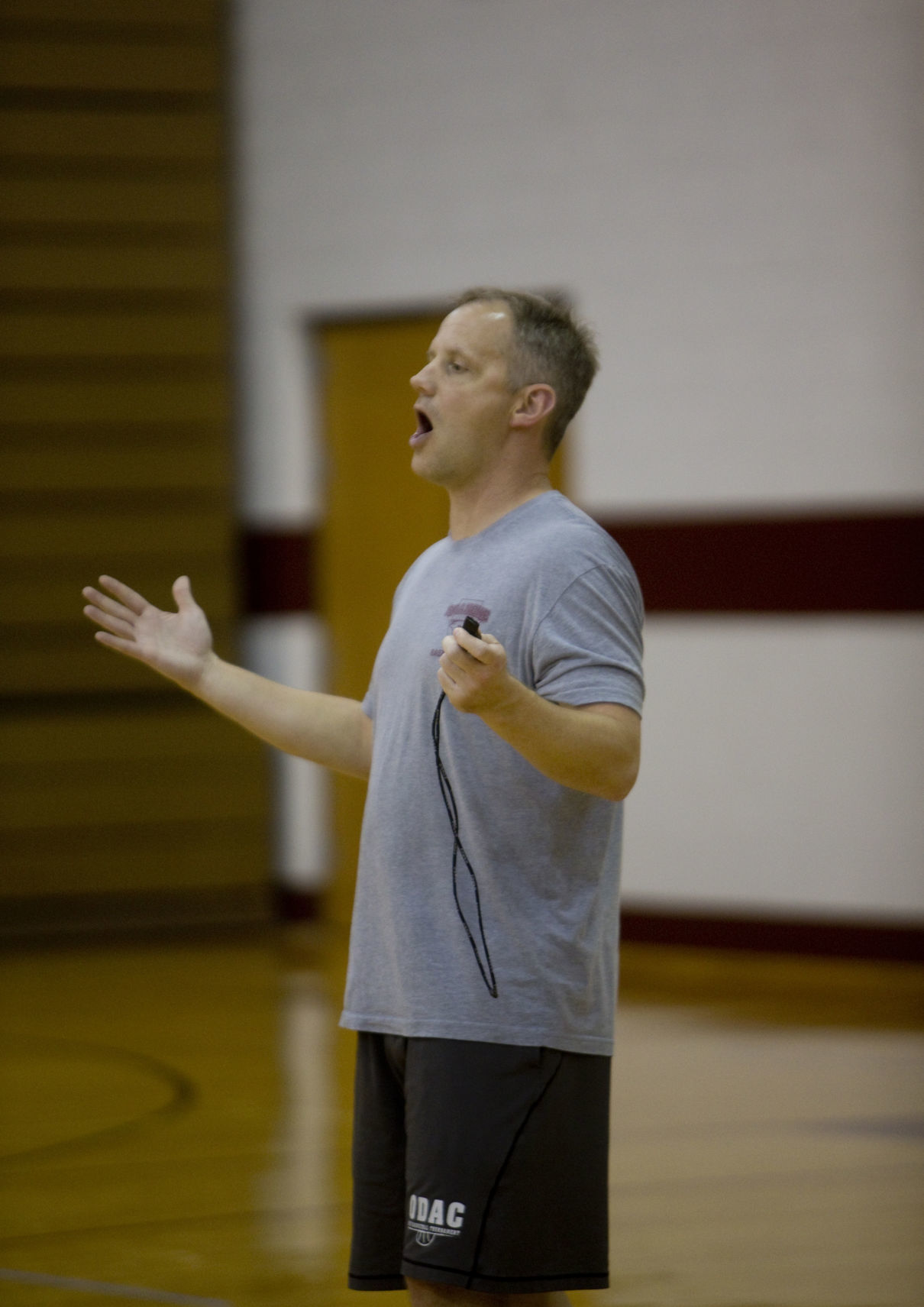 skd RoanokeCollegeBasketball 102319 p02
